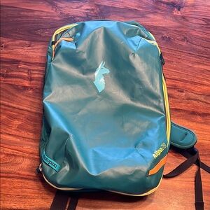 Cotopaxi Allpa28 backpack